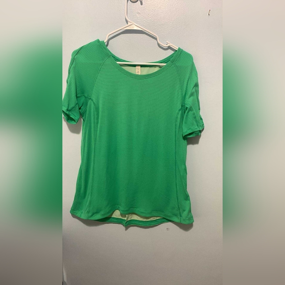 Lululemon Tee - Picture 2 of 7